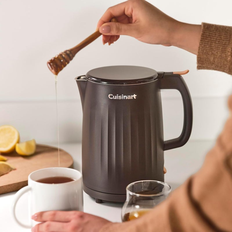 Cuisinart غلاية كهربائية ساخنة بسعة 1 لتر من سوهو، غلاية شاي مع داخلية من الفولاذ المقاوم للصدأ، تشغيل بلمسة واحدة لغلي الماء للشاي، الكاكاو الساخن، أو الشوفان الفوري، CK-10BK، أسود - Image 3